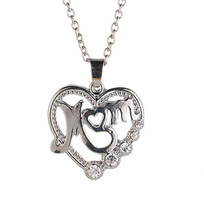 

Pendant Necklaces 2021 Mother's Day MOM Word Engraved Heart Love Necklace Gift For