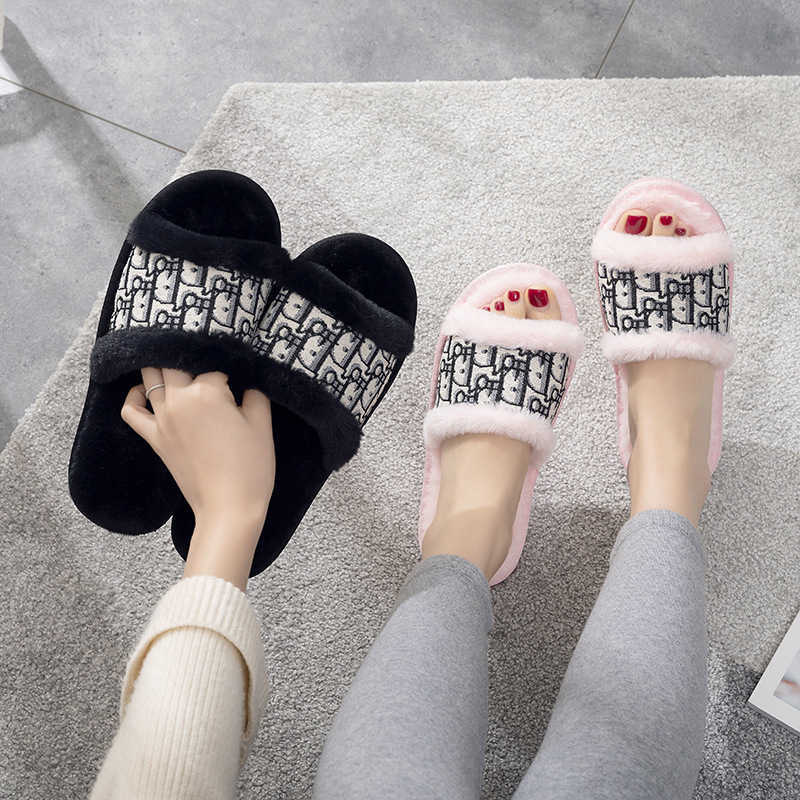 

Women 2022 Winter Cotton Slippers Faux Fur Fashion House Warm Women Slip on Flat Open Toes Black Pink Cozy Home Fuzzy Slippers X0925, Wine red