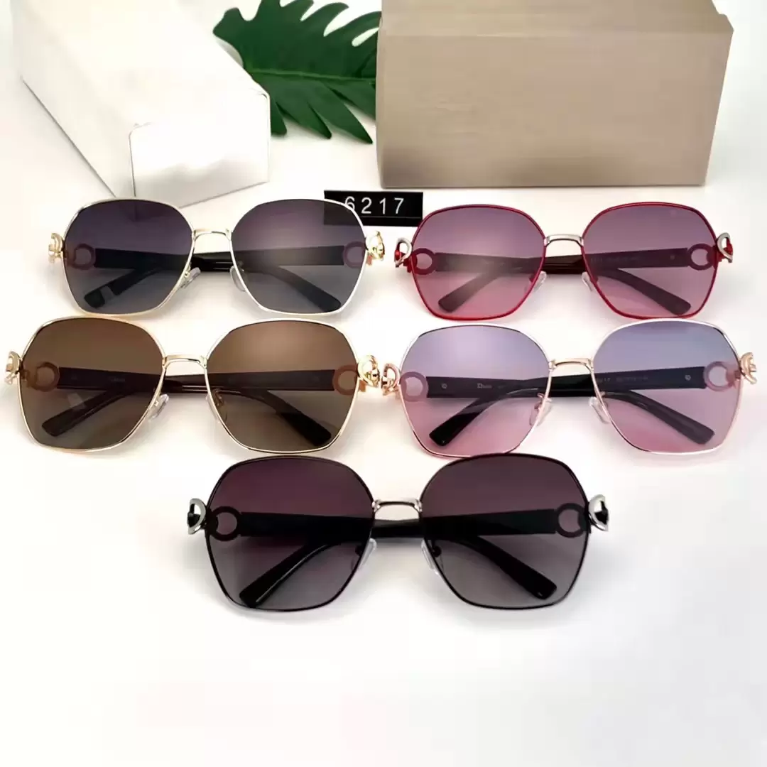 

Luxury Designer Sunglasses Women's Sunglasses Polaroid polarized lens suitable for social gatherings, beach driving, 5 colors very beautiful good