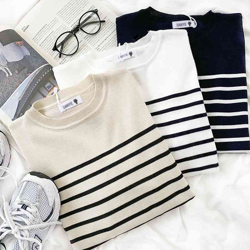 

Spring Autumn Oversize Sweater Women Vintage Stripe Loose Korean Style Pullover Sweaters Woman casual White Black Knitted Top 210602