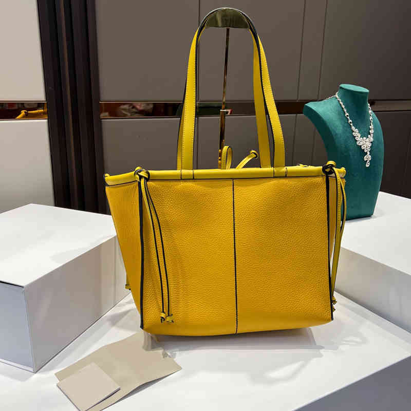 

Evening Bags Designer Handbags Luxury Tote Bag Shoulder Genuine leather High-capacity High-quality Various styles Fashion brand with original box FTLR, 1# shoe box