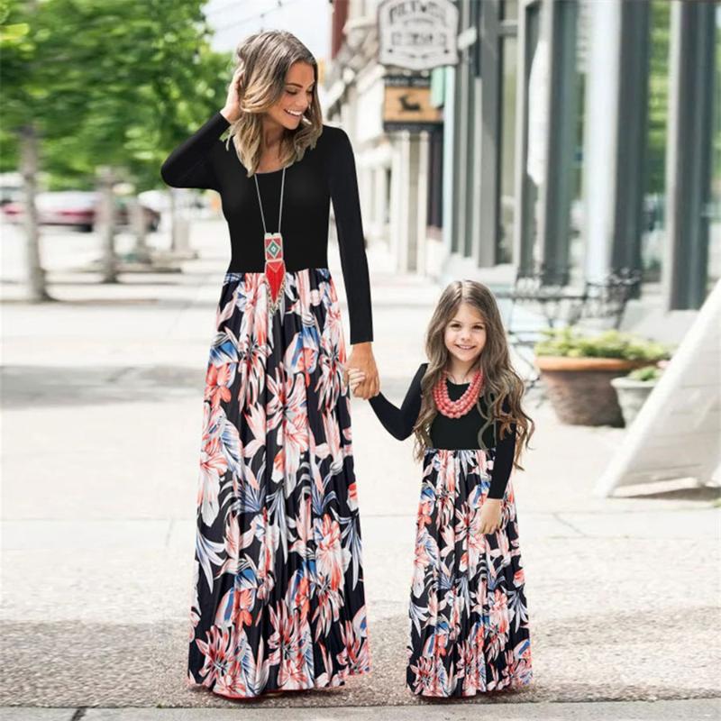 

Casual Dresses 2021 Family Matching Clothes Autum Patchwork Maxi Sexy Dress Mother Daughter Flower Long Sleeve Women Mom And Me Vestido, Black 1938