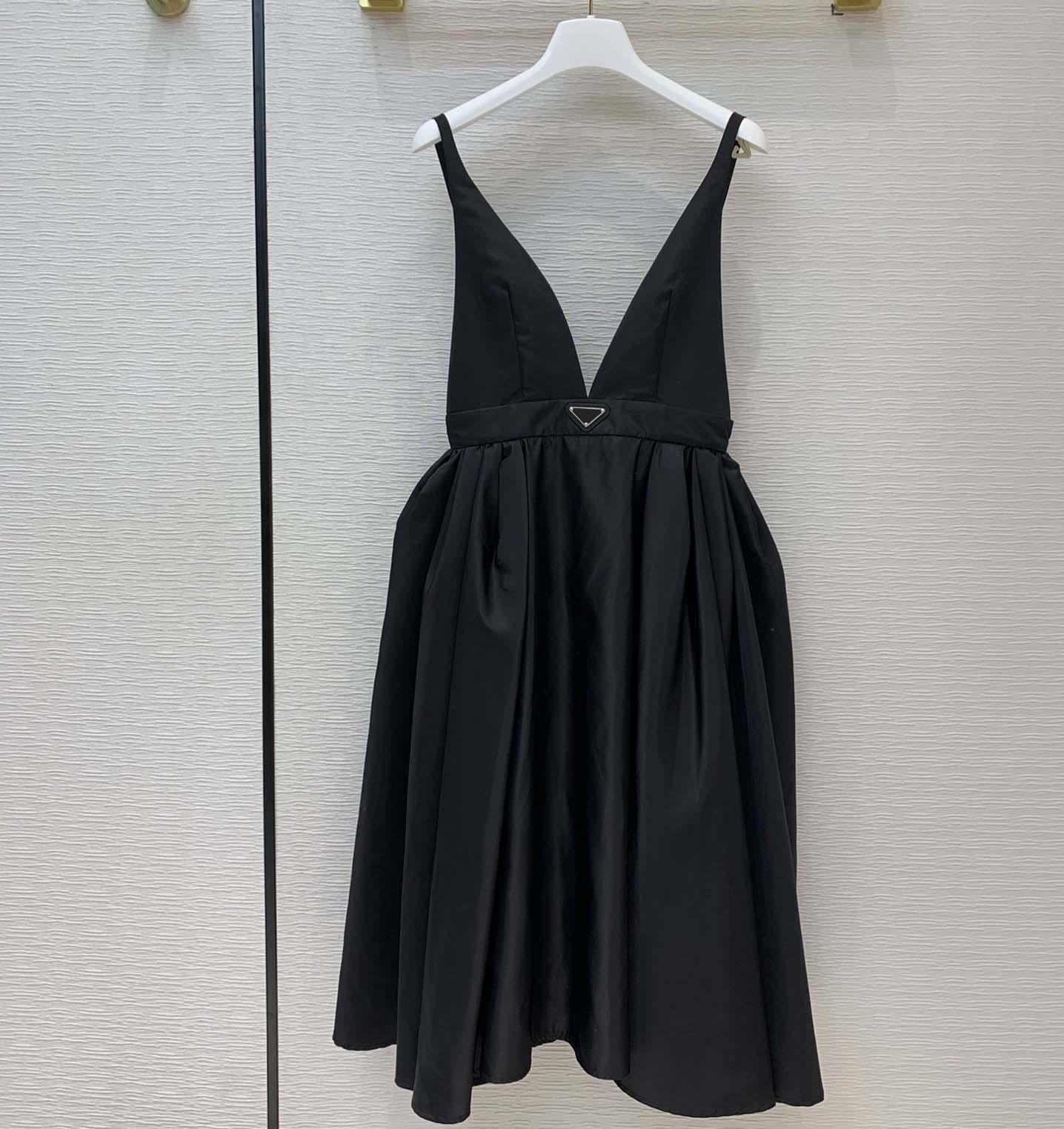 

2021New Hot Sexy Party Dress Re-nylon Style Puffer Skirts Waist-retracting Classical Ball Gown Suspender Midi Dresses with Inverted Triangle, Black