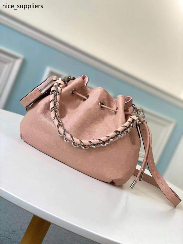 

desirable Bella bucket bag in Mahina calf leather with perforated pattern Drawstring Bags attached round coin purse bucket bag M57070 M55798, Red;black