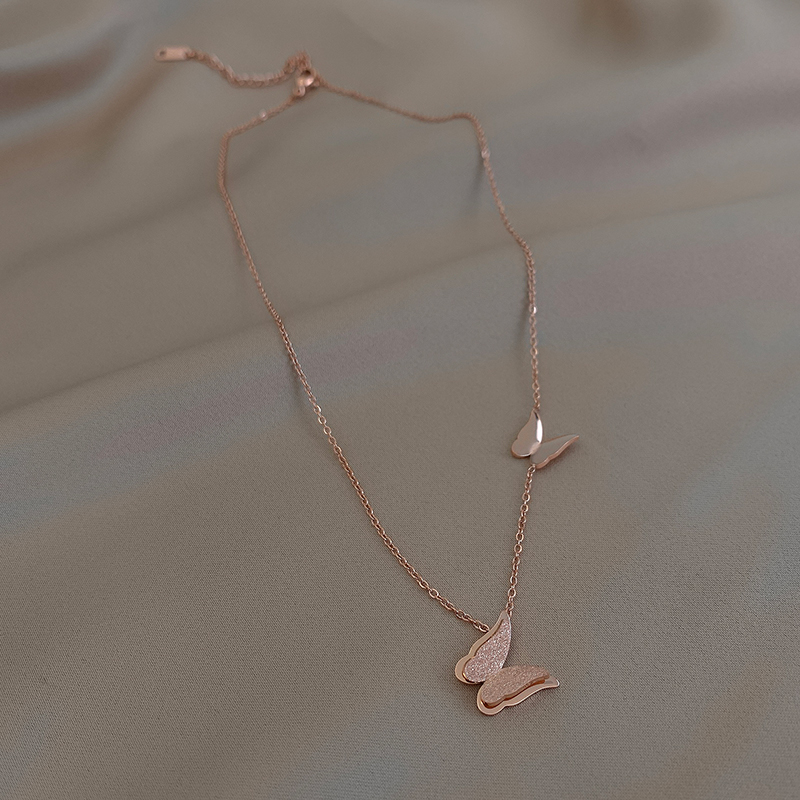 Xianlan425 Titanium Steel Butterfly Necklace Female Cold Atmosphere Quality Web Celebrity Clavicle Necklace In The New Tide Contra-image-706876803