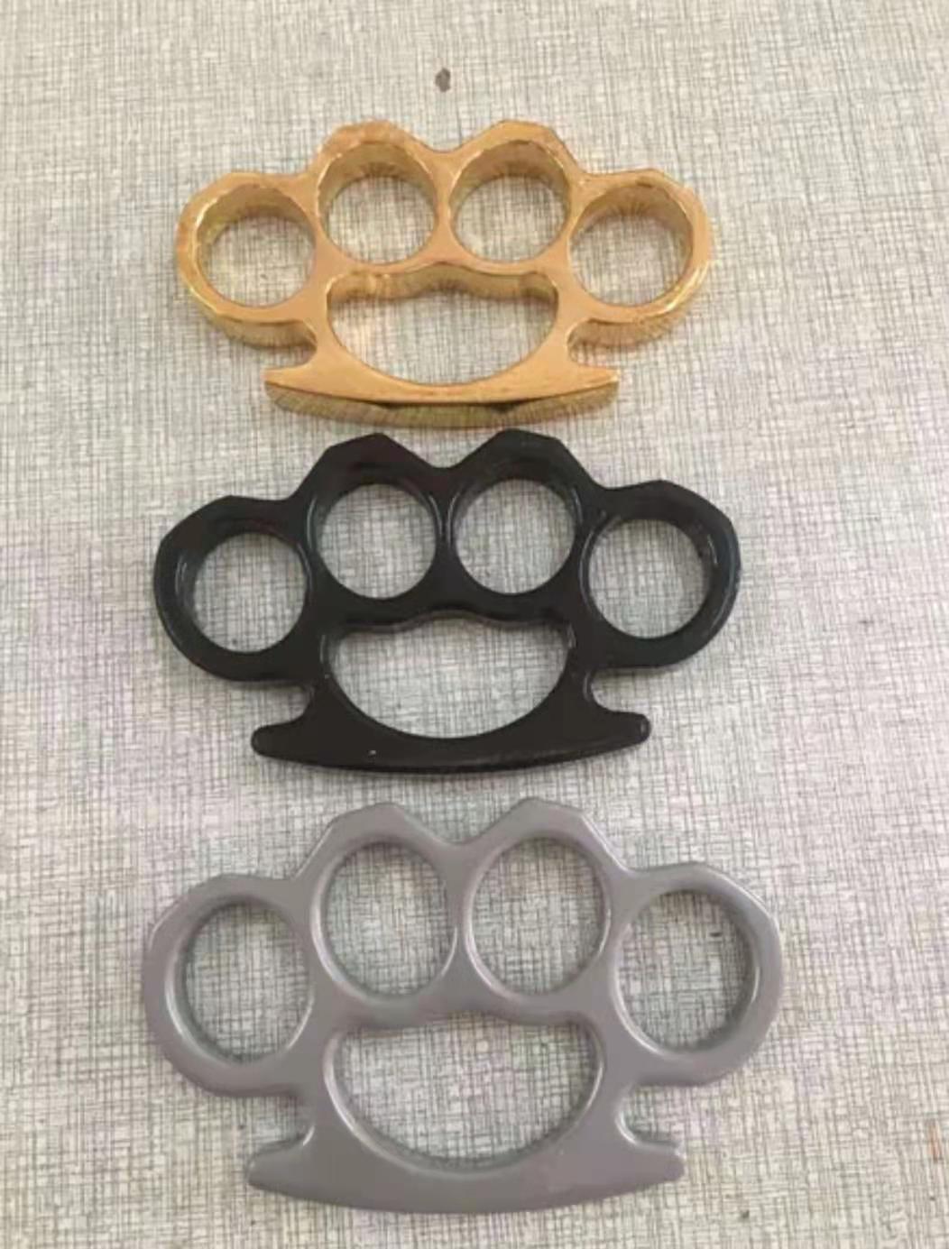 

10PCS Silver Black Gold Three Colors Thin Steel Brass knuckle dusters Self Defense Personal Security Women's and Men's self-defense Pendan6