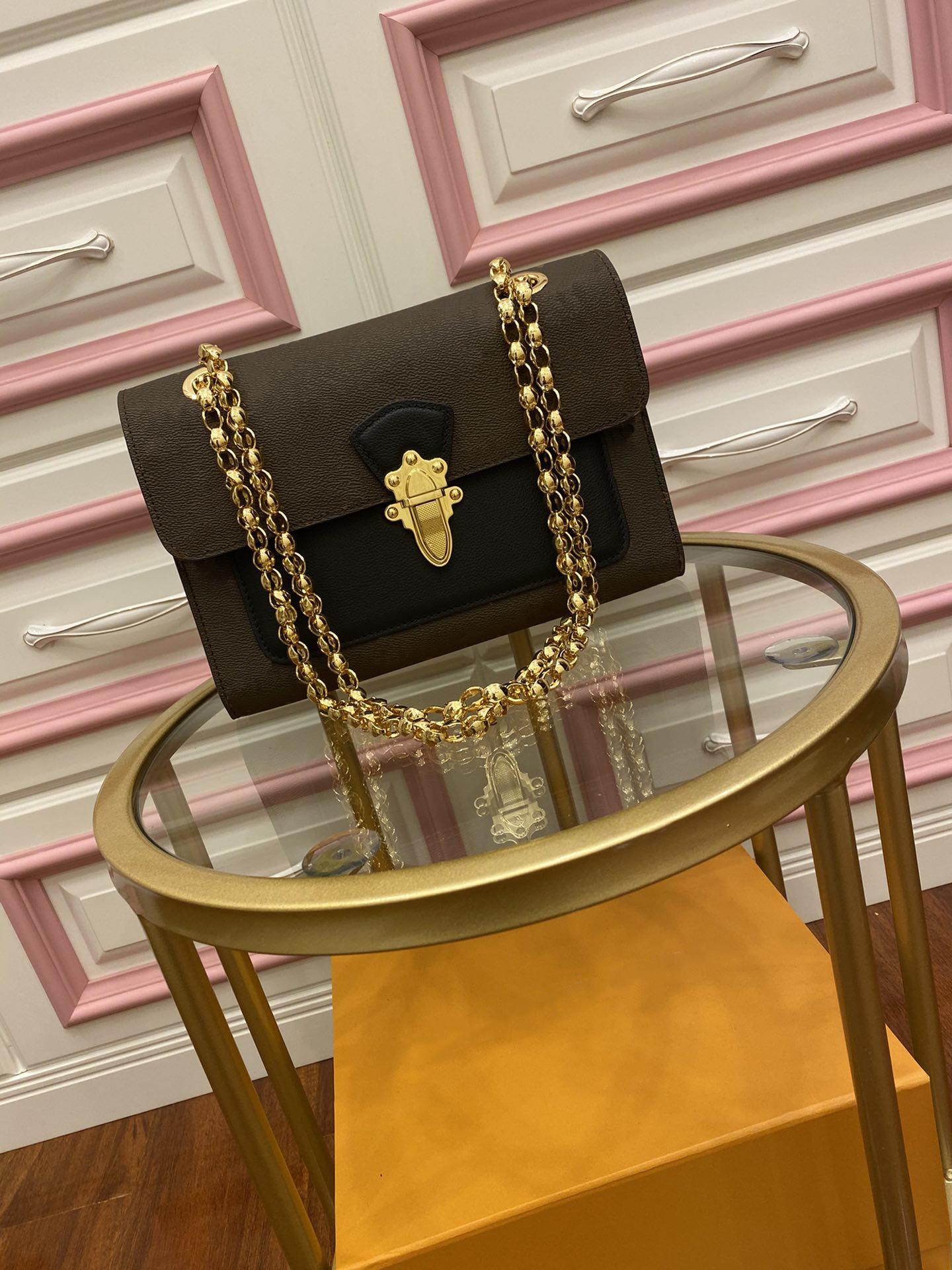 

2021 FASHION M41730 BACKPACK CHAIN WOMEN luxurys designers bags leather Handbag messenger crossbody bag shoulder bags Totes purse WALLETS
