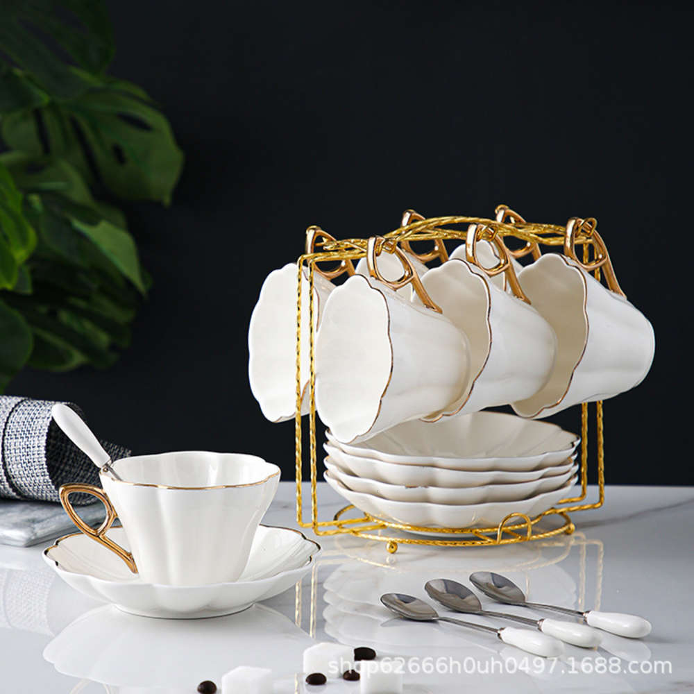

Ceramic Flower Gold Tea Cup Afternoon Set British Red Bone China Coffee Plate European Style