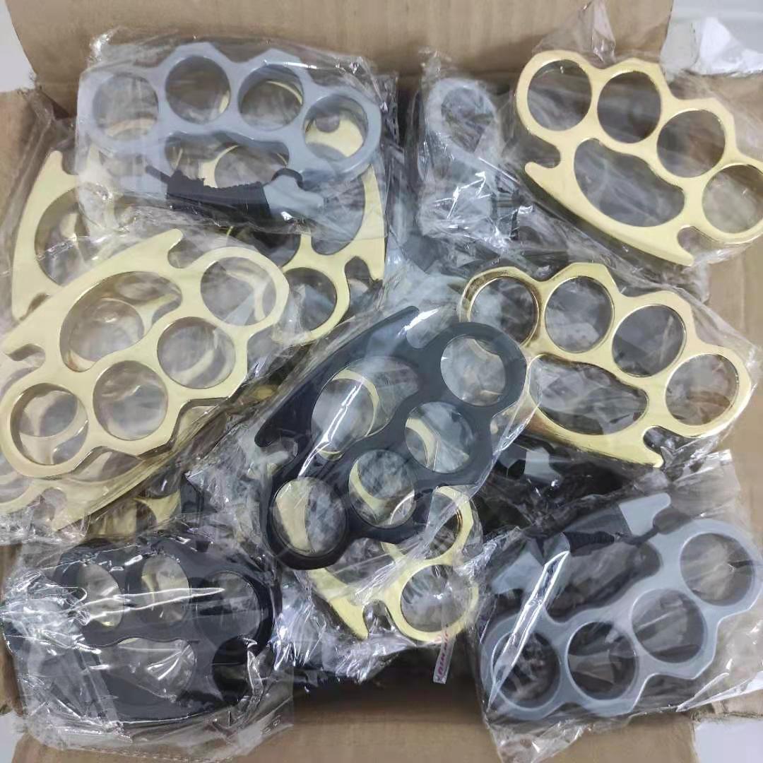

NEW Iron GILDED THICK STEEL BRASS KNUCKLE DUSTER Aluminum alloy finger tiger four-finger self-defense ring clasp fist ring131