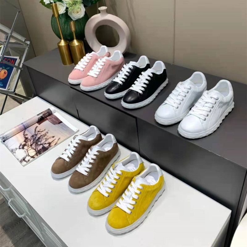 

Thick-soled sawtooth sports shoe trend