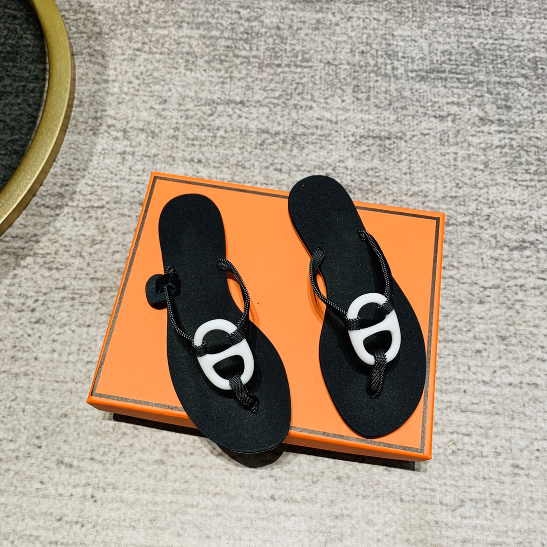 

France Designer Luxurys Brand Pig Nose Slipper Women Sliders Lambskin Sandals Flat Heel Slippers Home Loafers Luxury Designers Shoes 34-40, 01