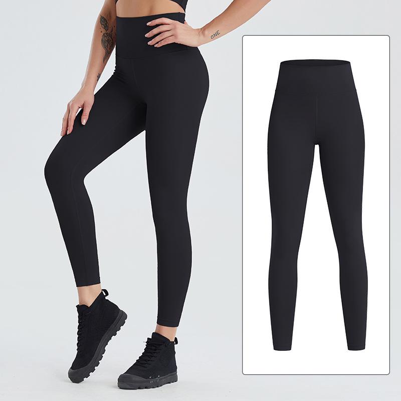 

Yoga Outfit 2021 Short Trousers Ladies High Waist Hip-lifting Fitness Pants Quick-drying Nude Running Sports