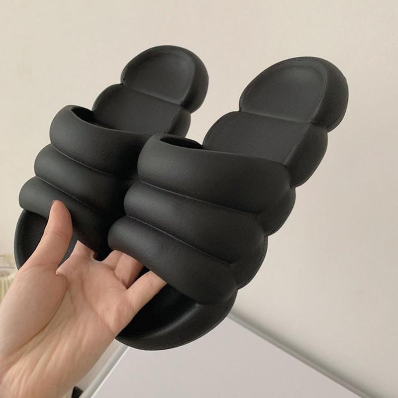 

Slippers Women Men Summer Fashion Home Bathroom Sandals Thick Bottom Couple Slides Non-Slip Floor Indoor Shoes Unisex Size 36-45, Yellow