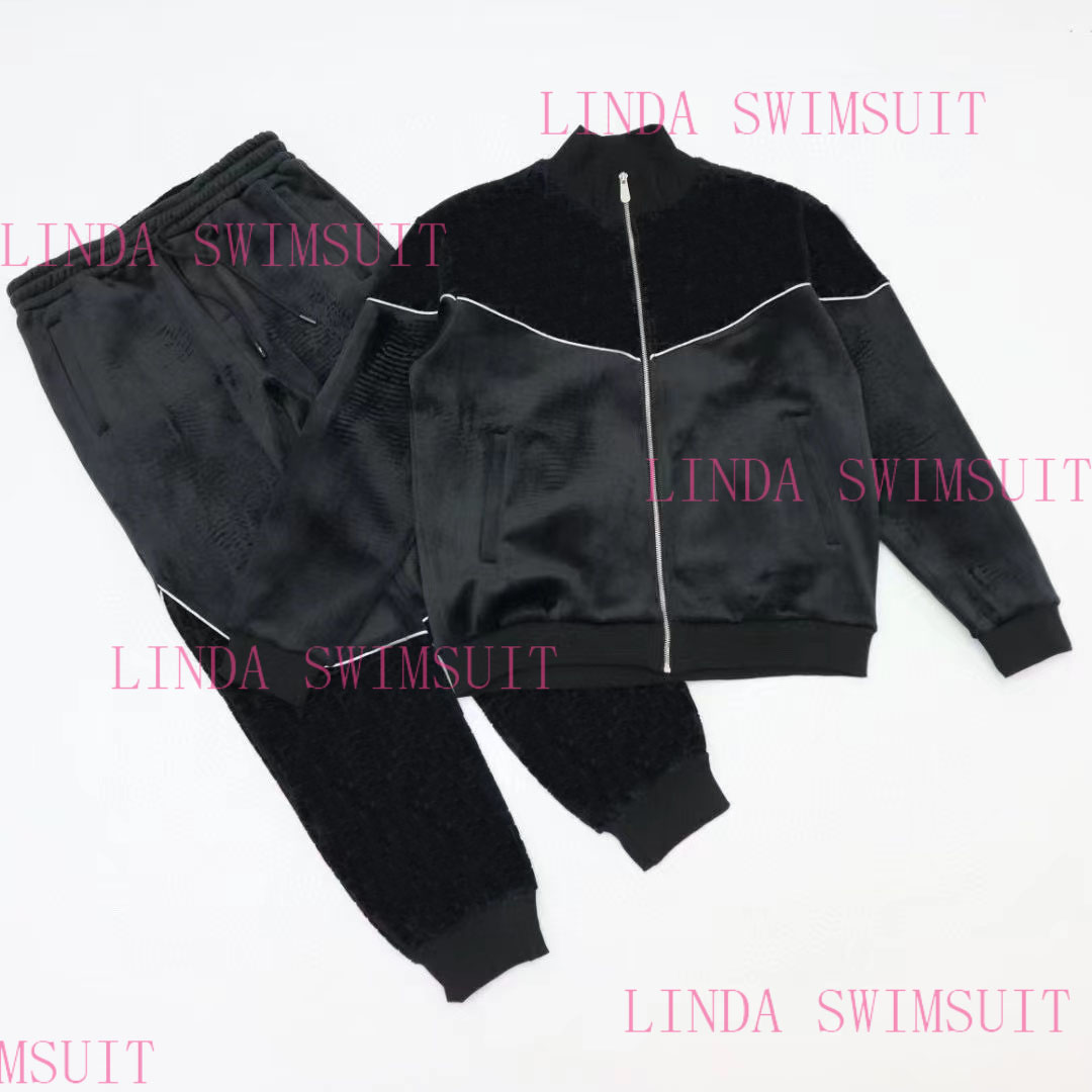 

Designer brand Mens Tracksuit Golden velvet flannel Tracksuits logo Casual Street Leisure Fashion Streetwear Pullover long sleeves coat and pants set Sweatshirts, D-01- black