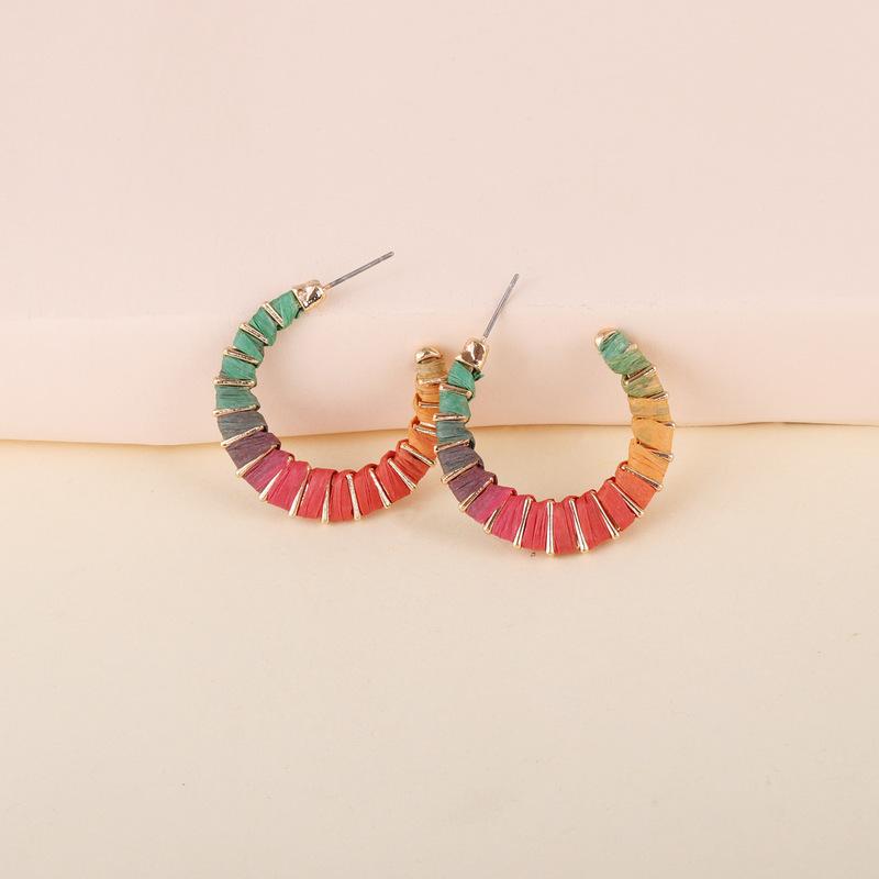 

Hoop & Huggie Unique Design Rainbow Gradient C Shape Earrings For Women Gold Color Metal Twisted Big Circle Open Pendientes 2021