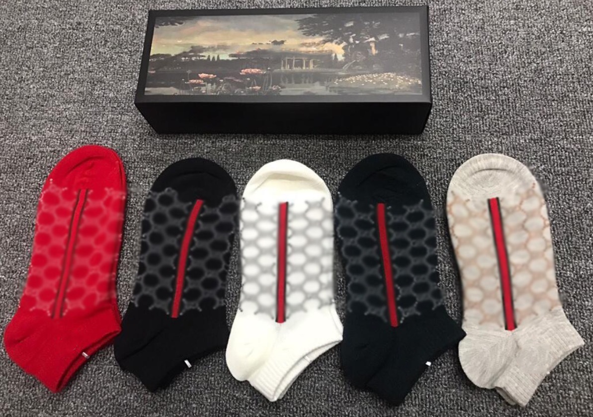 

2021 High quality short sport Socks with Street Style Stripe Sports Basketball For Men and ms 5pcs/lot, With original box