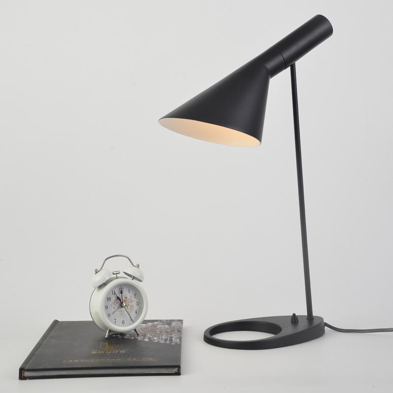 

nordic modern table lamp metal table lamp modern decoration reading E27 black metal