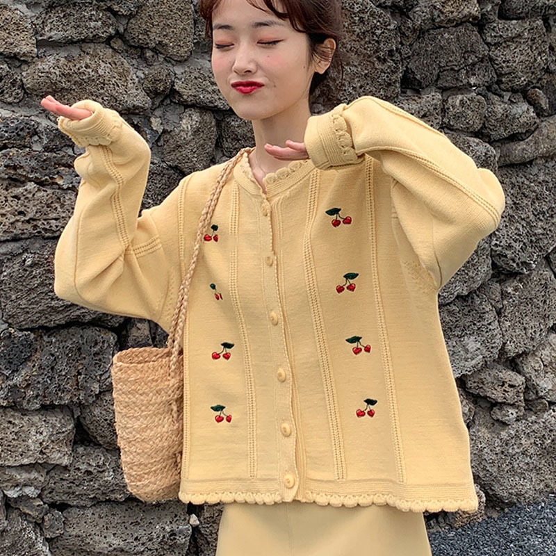 

2021 New Cherry Embroidery Cardigan Women Top Knit Jacquard Long Sleeve Sweaters Clothing Autumn Vintage Knitted Coats 5pox, Yellow