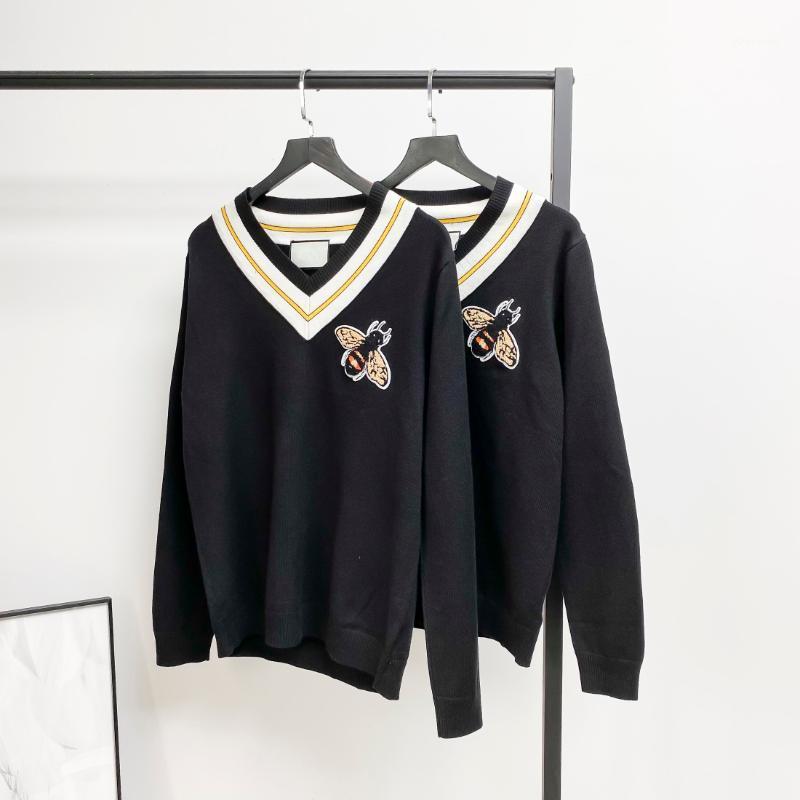 

Men' Hoodies & Sweatshirts 2021 Early Autumn Small Bee Knitted V-neck Couple High Version Sweater, Black