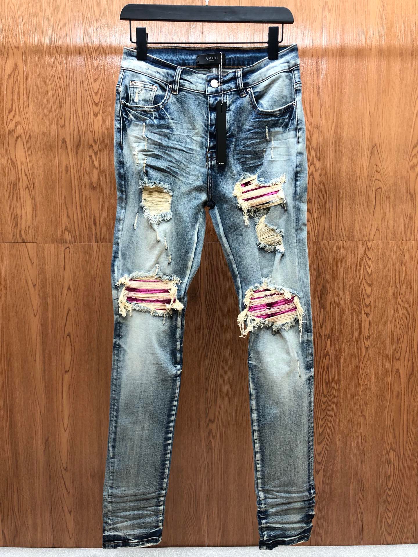 

FALECTION MENS 21fw High quality jeans Distressed Motorcycle biker jean Skinny Slim Ripped hole stripe Fashionable PURPLE RABBITS PRINTED embroidered Denim pants, Blue