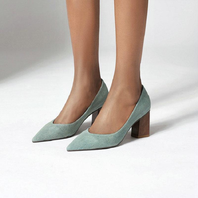 block heel pumps canada