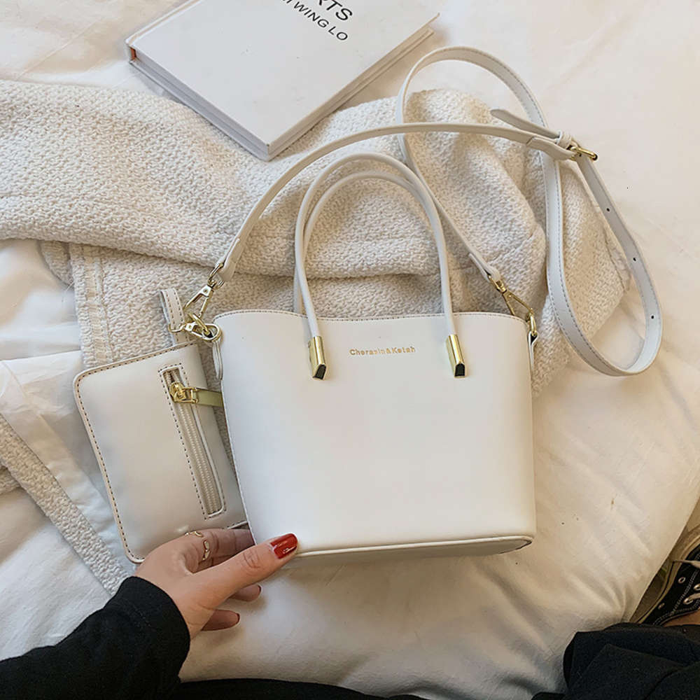 

Feini Beishi Summer Bag Women's 2021 Fashion One Shoulder Cross Carrying Hand, White