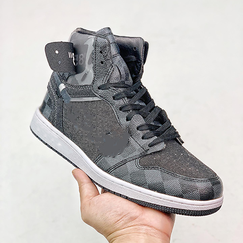 

Theater Stree tMotorcycle Boots Custom Men's Women's Jumping Men's Basketball Shoes High Top Black 1s UNC University Blue Chi