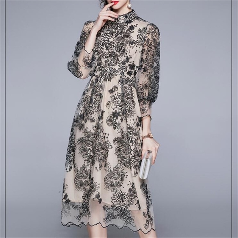 

Runway Fashion Women Dress High Quality Lantern Sleeve Stand Collar Black Sequined Flower Embroidery Long Mesh Party 210603, Picture color