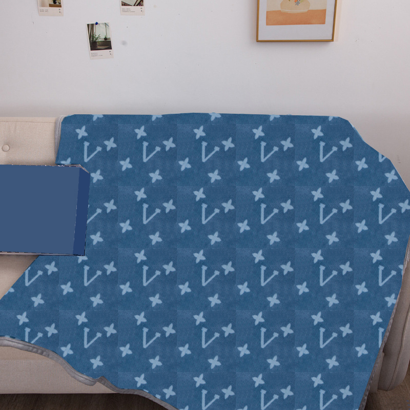 Couverture de motif de lettre de tournesol à la mode Couverture canapé-lit Home Cover 150 200 cm Mattes de plage de pique-nique