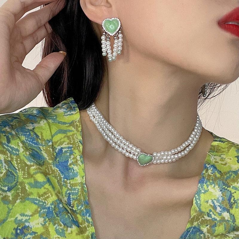 

Earrings & Necklace Retro Court Style Multi-Layered Pearl For Women Inlaid Love Glass High-End Clavicle Chain Jewelry, Silver
