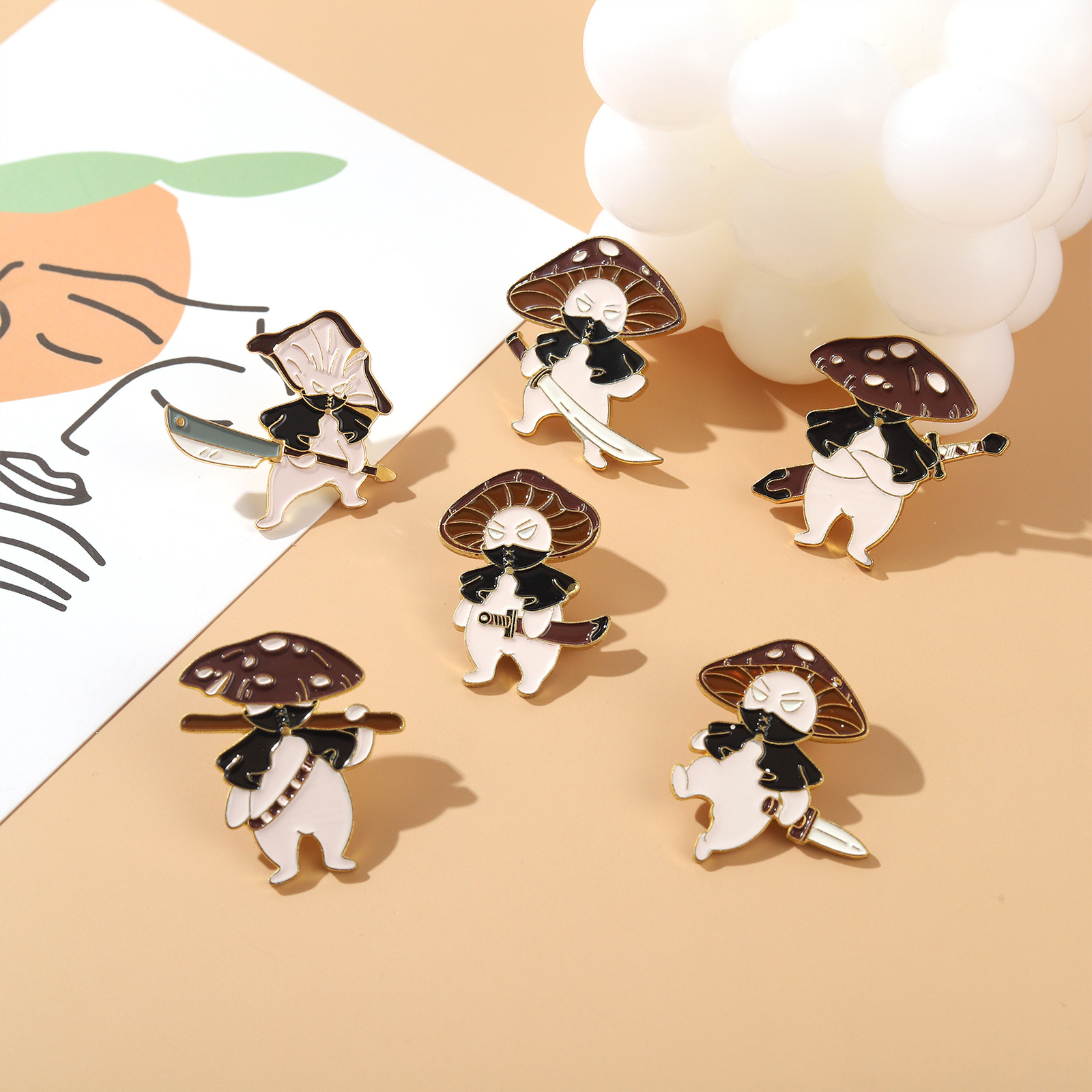 

Vintage Swordsman Men Brooches Pin for Women Fashion Dress Coat Shirt Demin Metal Funny Brooch Pins Badges Backpack Gift Jewelry