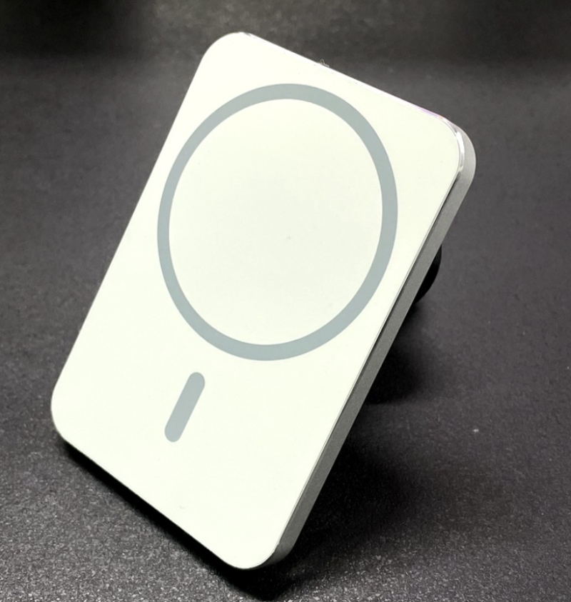

15W Magnetic Wireless Car Charger for iPhone 12 Cell Phone Holder Fast Charging