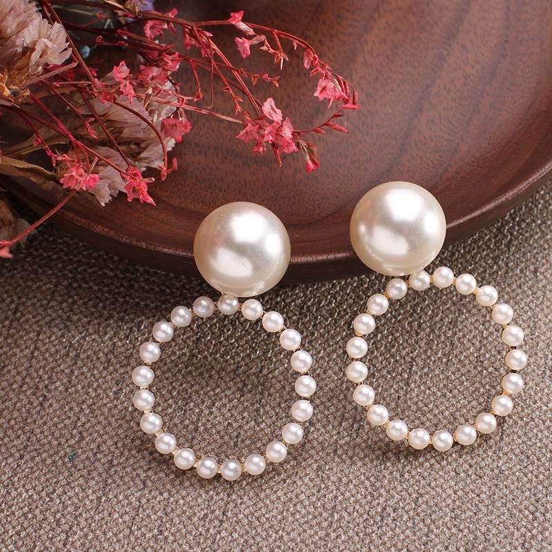 

Hoop & Huggie Simple Plain Gold Color Metal Pearl Earrings Fashion Big Circle Hoops Statement For Women Party Jewelry