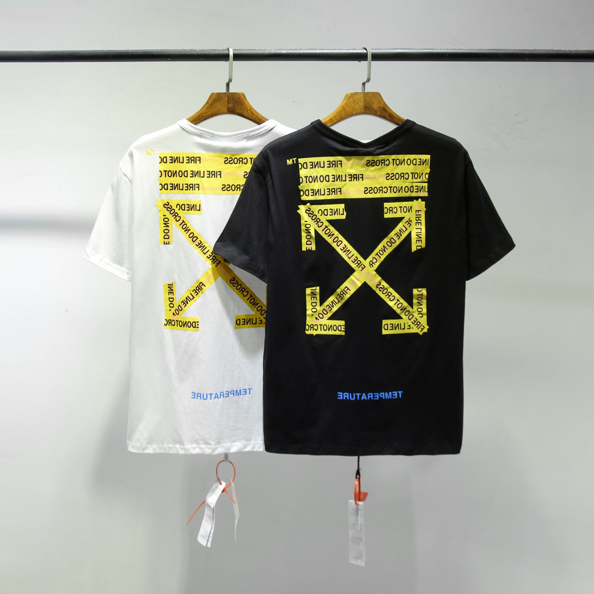 

Off style white fashion brand alphabet short sleeve T-shirt European version large size loose men's and women's matching bottom shirt half, White;black