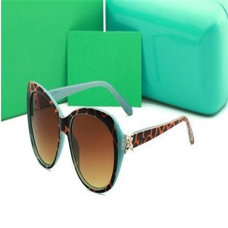 

1719 Designer Sunglasses Men Women Eyeglasses Outdoor Shades PC Frame Fashion Classic Lady Sun glasses Mirrors for Women