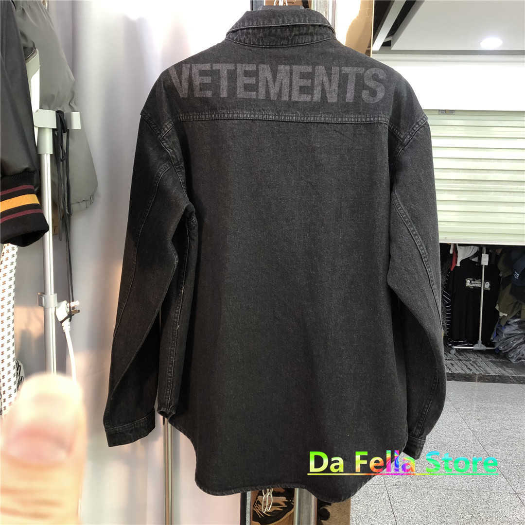 

2021 Vetements Jackets Men Women Back Big Letters Printed Vetements Denim Jacket 1:1 High Quality VTM Cowboy Long Hem X0710