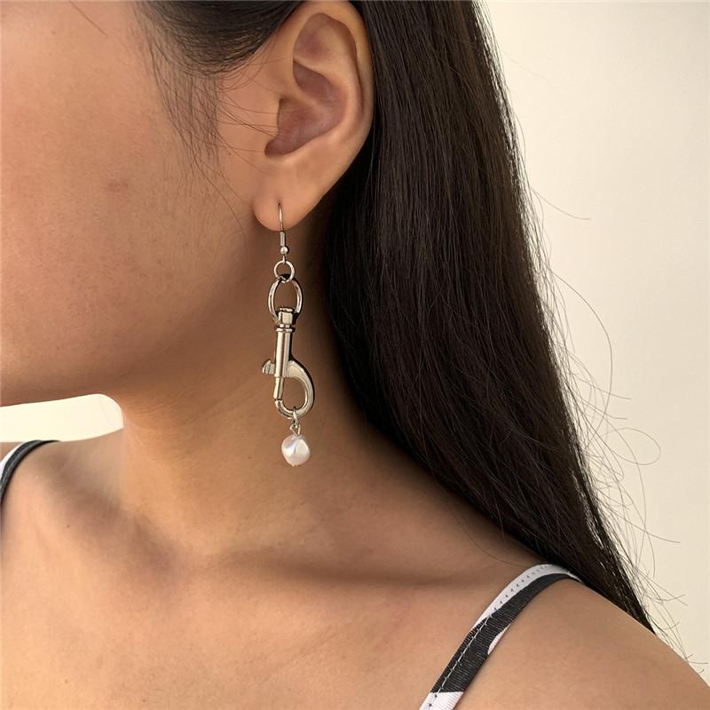 

geometric key chain shaped pearl dangle earrings women asymmetric lock ear hook european business dress wear tassel stud earring jewelry who, Silver