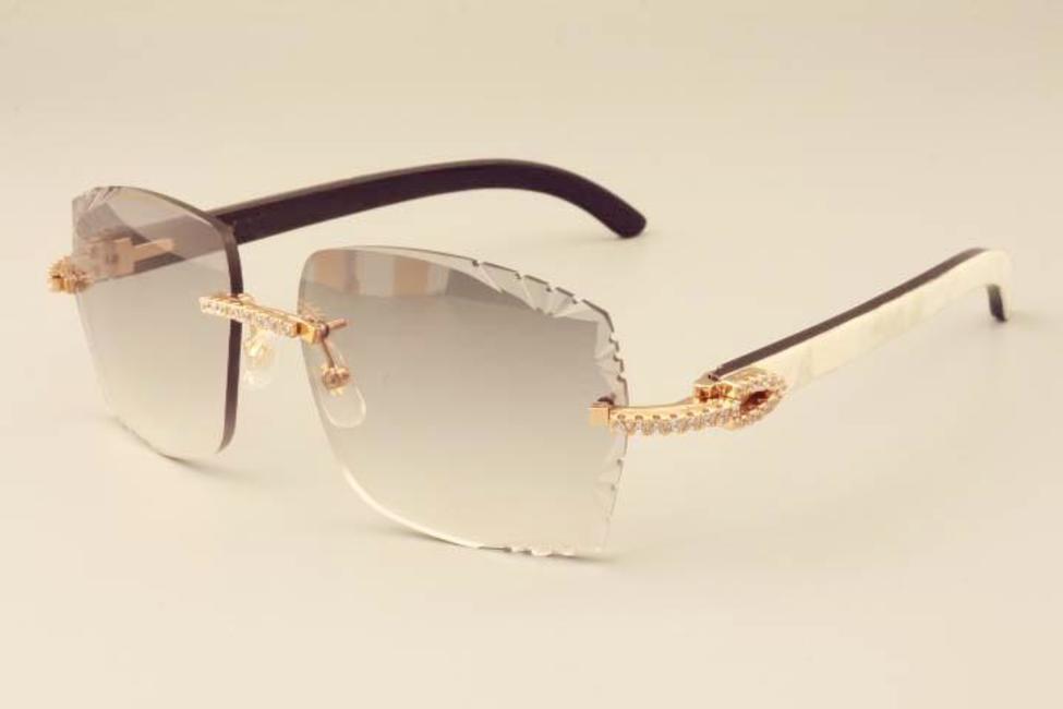 

2019 new factory direct luxury fashion diamond sunglasses 3524014 natural mixed horns mirror legs sunglasses engraving lens private custom, White;black