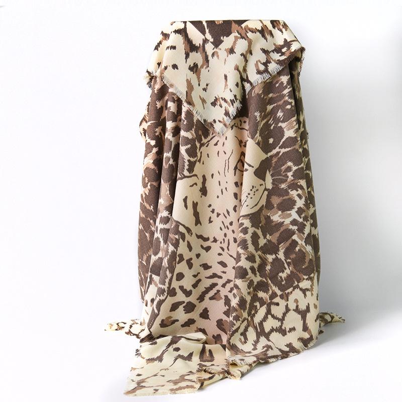 

Scarves 2021 Fashion Leopard Print Women's Scarf Imitation Cashmere Shawl Winter Warm Skin-Friendly Soft Bandana
