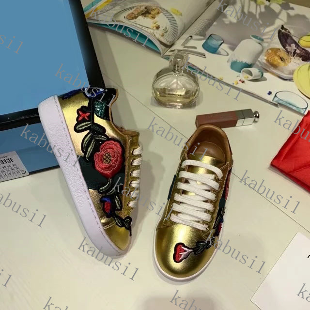 

2021 baby boy girl casual shoes fashion designer design luxury embroidered casual shoes size: 24-35