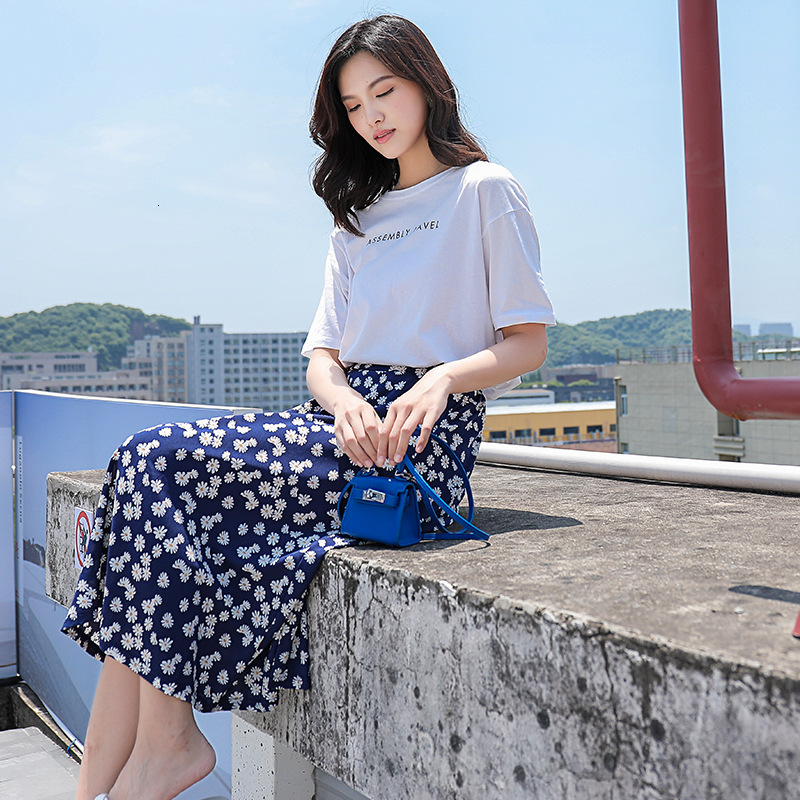 

2021 New Chiffon Floral Chrysanthemum Women Summer Autumn Long Skirts Female Loose  High Waist Skirt Flower Streetwear Modh, Green