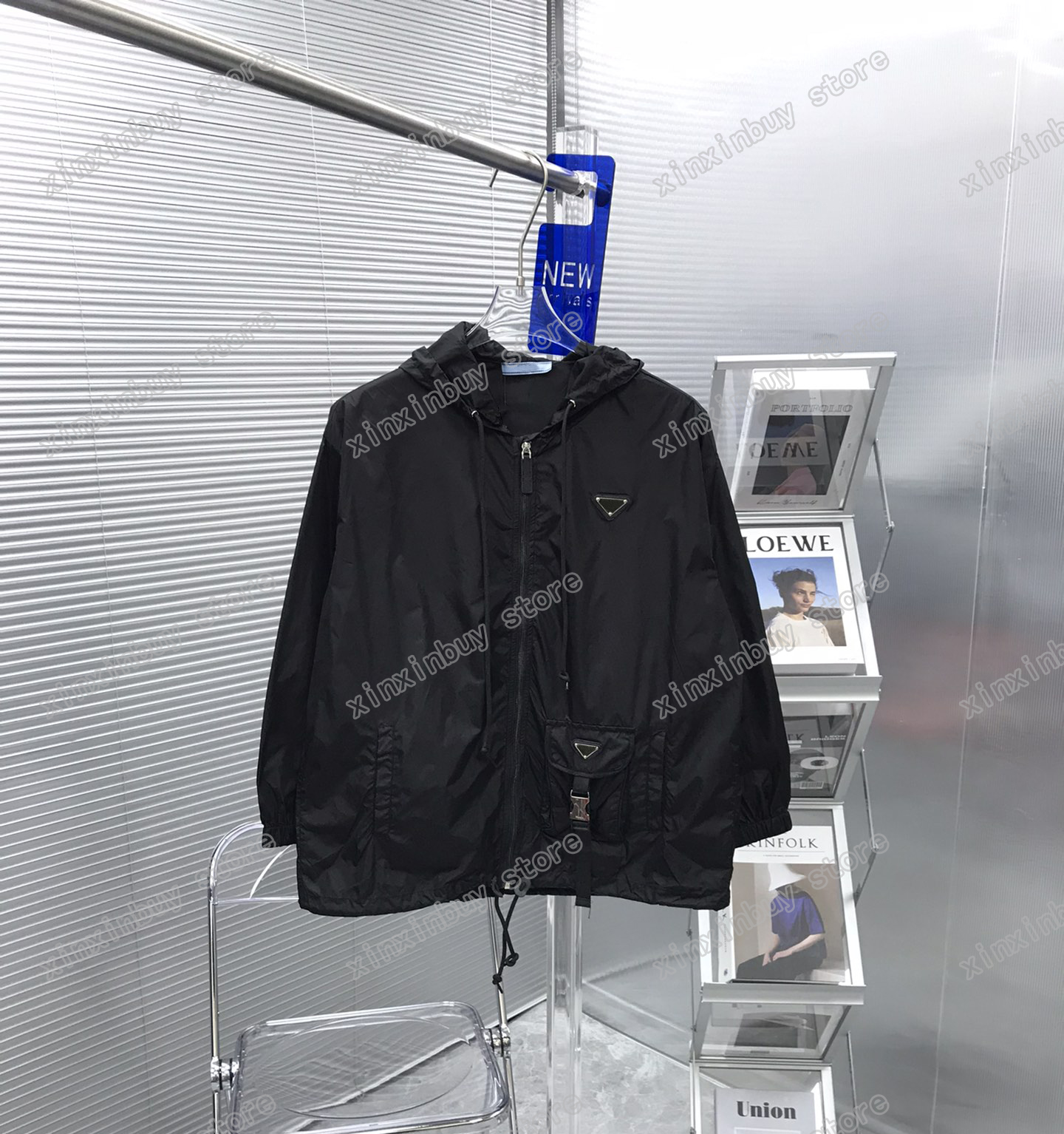 

21SS classic custom latest fashion rubber letter triangle printing men's and women's jackets famous men's designers high-quality windproof and sunscreen jackets, Black