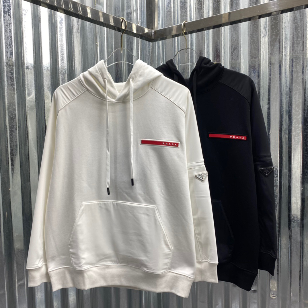 

2021 mens Desi Bale Hoodie Men GucMonc Jacket T Shirt EssSupr Tech Track suit shorts PalmVlone Flee Cana sweater Black and white size:s~3xl 11-02143
