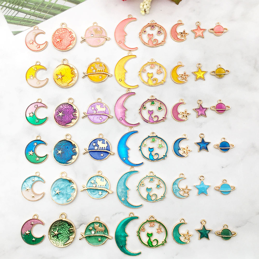 

40pcs Classic Drop Oil Pendants Moon Charm Christmas Alloy Gold Pendants Needlework Diy Christmas Jewelr
