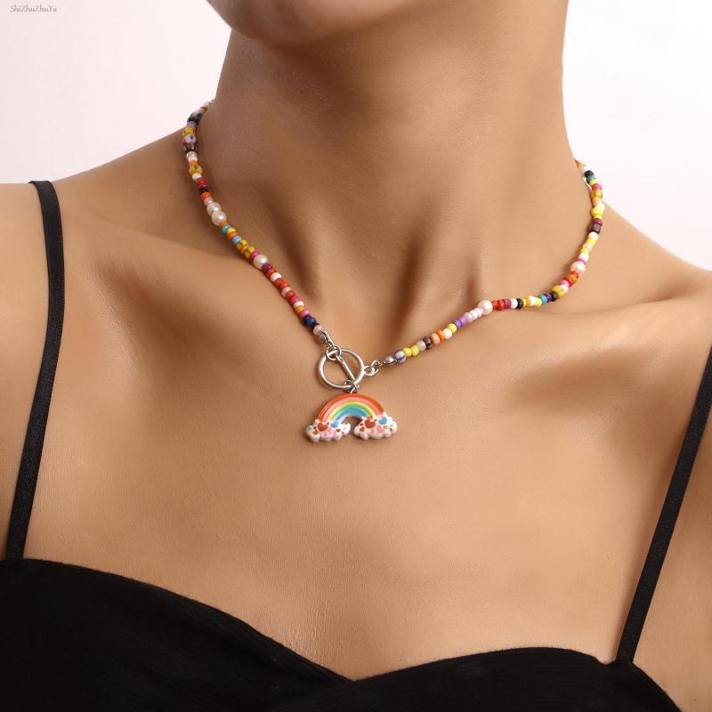 

Chokers Bohemian Color Rice Beads Rainbow Pendant Necklace Ethnic Sweet And Cute OT Buckle Metal Chain Ladies Party Accessories