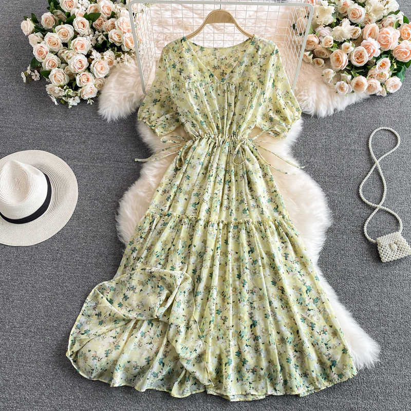 

Summer Bohemian Women Chiffon Midi Dress Sexy V-Neck Short Puff Sleeve Drawstring Vestidos Female Ruffle Robe Beach 2021 New Y0603, Red
