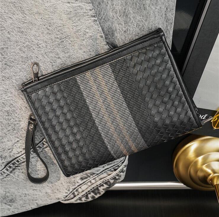 

Factory wholesale men leather shoulder bags British style woven embroidery fashion envelope bag street personalized printed handbag simple plaid storage wallets, Black5-1(boutique box)