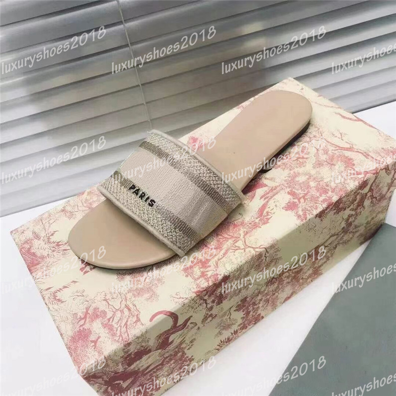 

2021 Paris Womens Slippers Scuffs Summer Sandals Beach Slides Ladies Flip Flops Sexy Multicolors Embroidered Floral Shoes Top Quality, #03