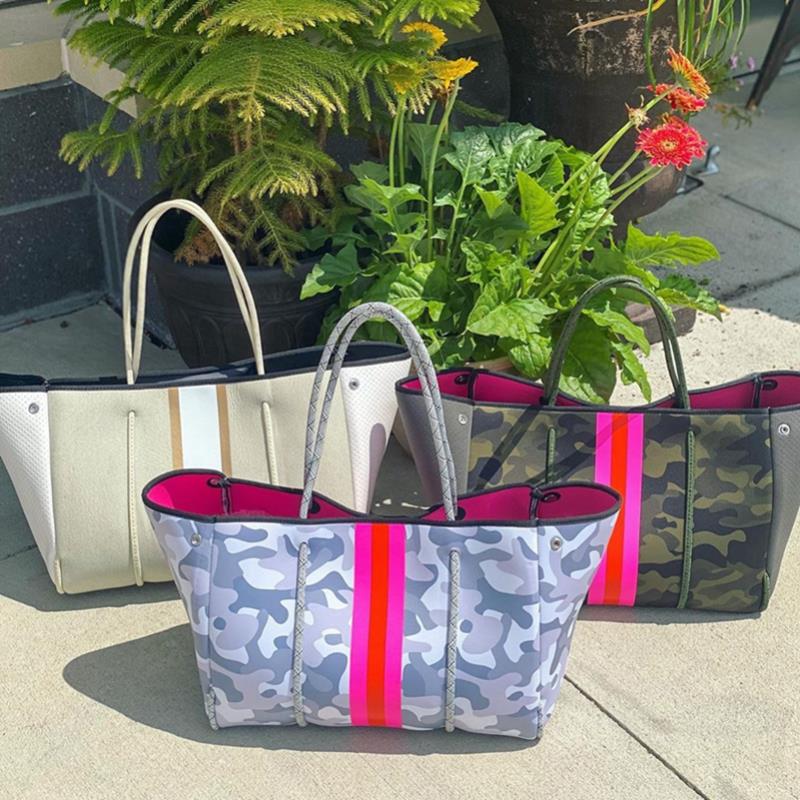 

Fashion Beach Women Bag Bag Bags Trapeze Beach Tote Women Neoprene Sea Punched Shoulder Handbags Fashion Party Shipping Hole Bags LLA36 Rxlu, Red;black