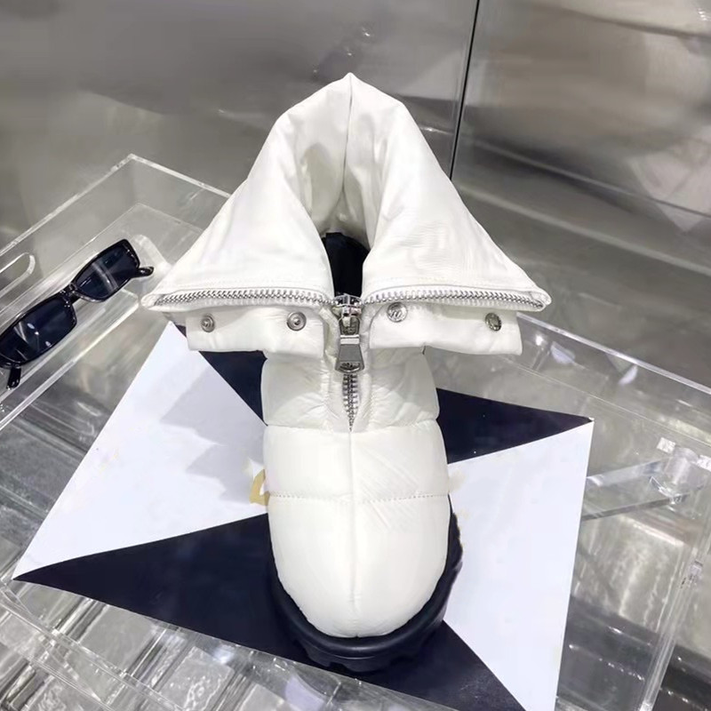 

Snow Boots For Women Winter Warm Boots Designer Genuine Leather Casual Shoes Round Toe Down Single Shoes Luxury Brand Water Proo, Black